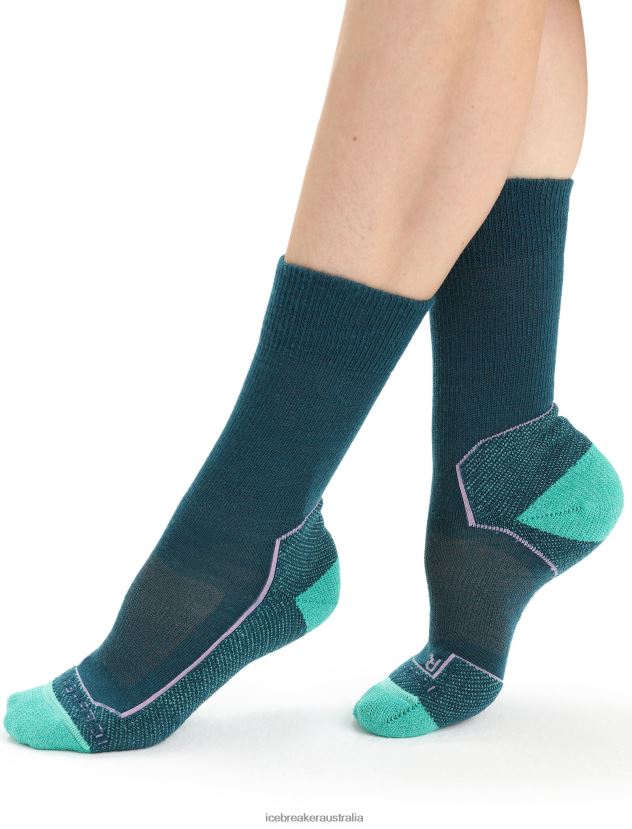 Icebreaker Women Merino Hike+ Light Crew SocksGreen Glory/Fresh 80BXXP783 Accessories