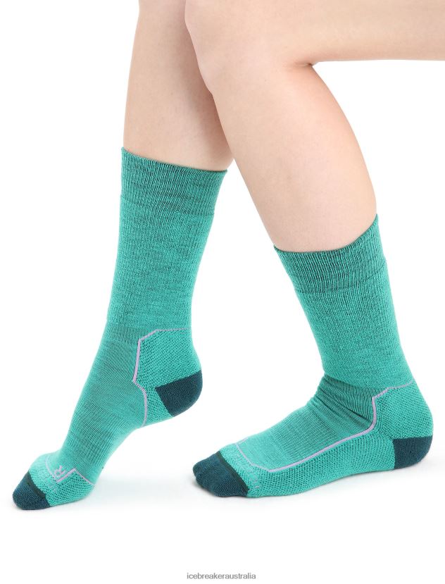 Icebreaker Women Merino Hike+ Medium Crew SocksFresh/Green Glory 80BXXP764 Accessories