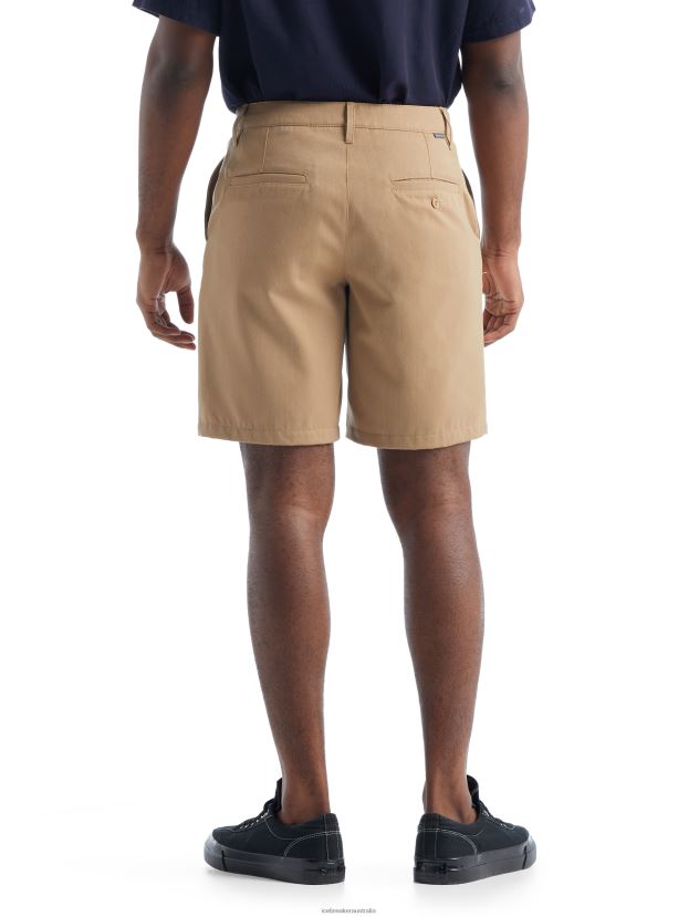 Icebreaker Men Merino Berlin ShortsSand 80BXXP481 Clothing