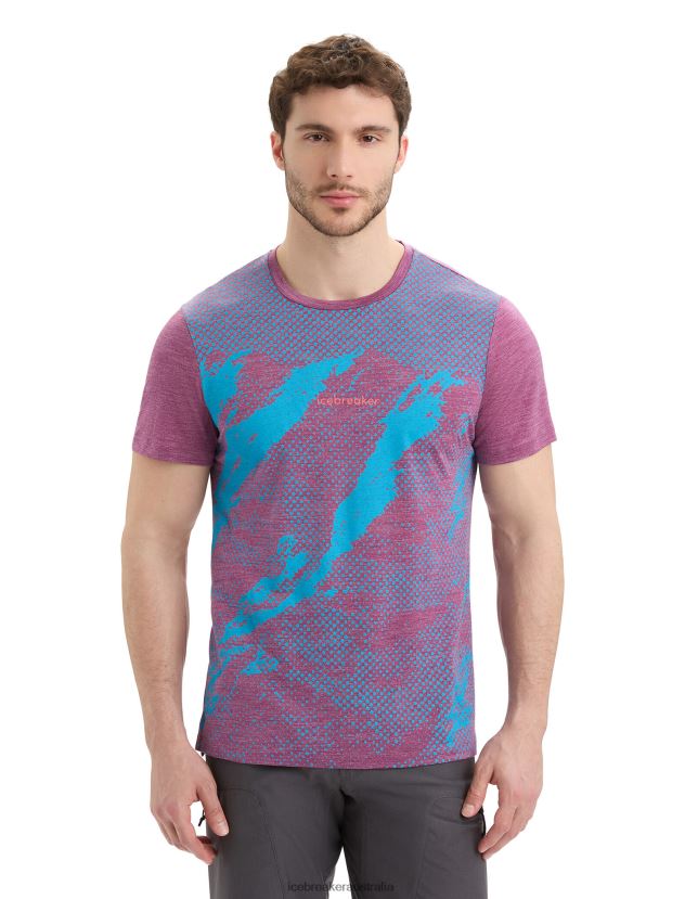 Icebreaker Men Merino Sphere II Short Sleeve T-Shirt TrailGo Berry Heather 80BXXP43 Clothing