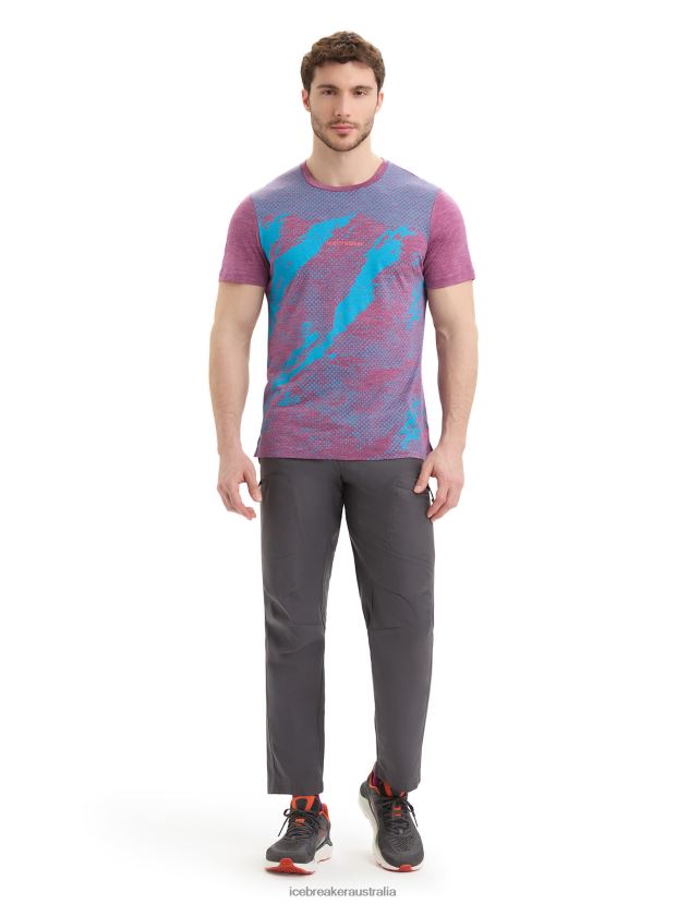 Icebreaker Men Merino Sphere II Short Sleeve T-Shirt TrailGo Berry Heather 80BXXP43 Clothing