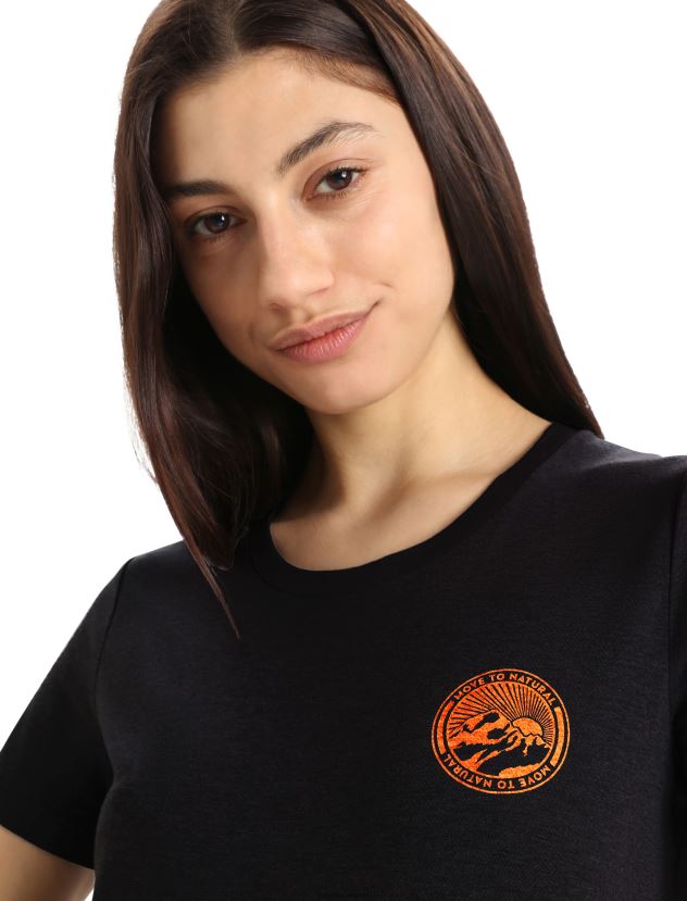 Icebreaker Women Merino Central Classic Short Sleeve T-Shirt Move to Natural MountainBlack 80BXXP831 Clothing