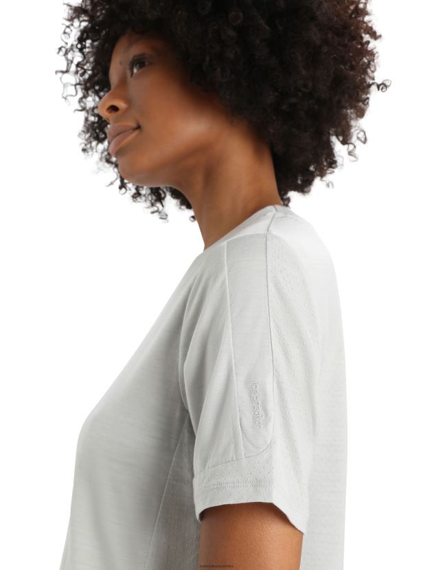 Icebreaker Women ZoneKnit Merino Short Sleeve Boxy T-ShirtEther 80BXXP893 Clothing