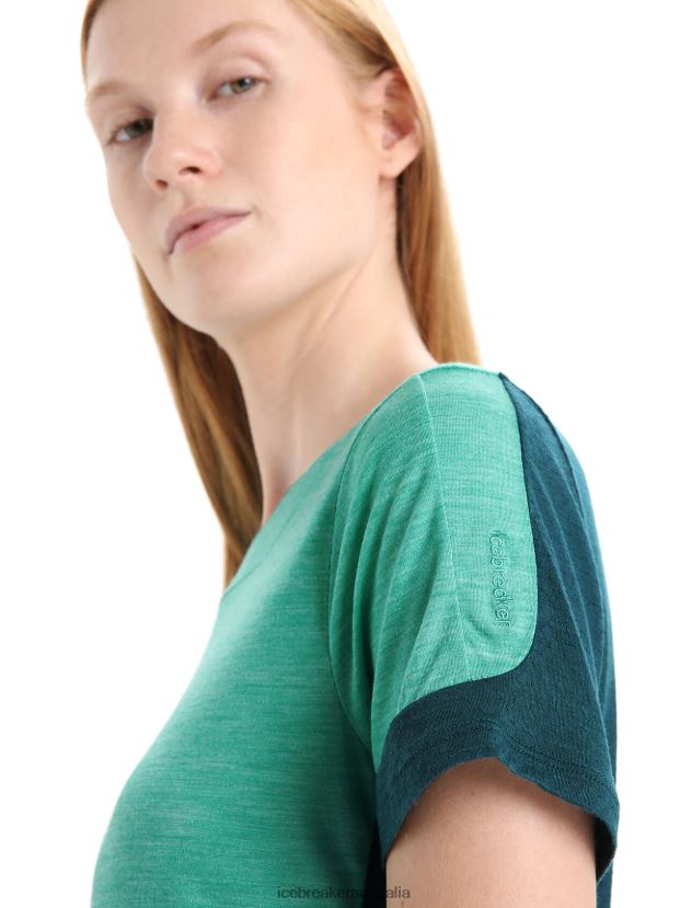 Icebreaker Women ZoneKnit Merino Short Sleeve T-ShirtFresh Heather/Green Glory 80BXXP658 Clothing