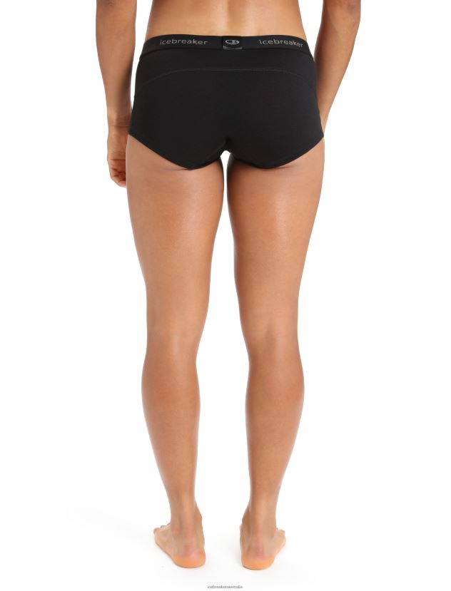 Icebreaker Women Merino 200 Oasis Thermal Boy ShortsBlack 80BXXP500 Clothing
