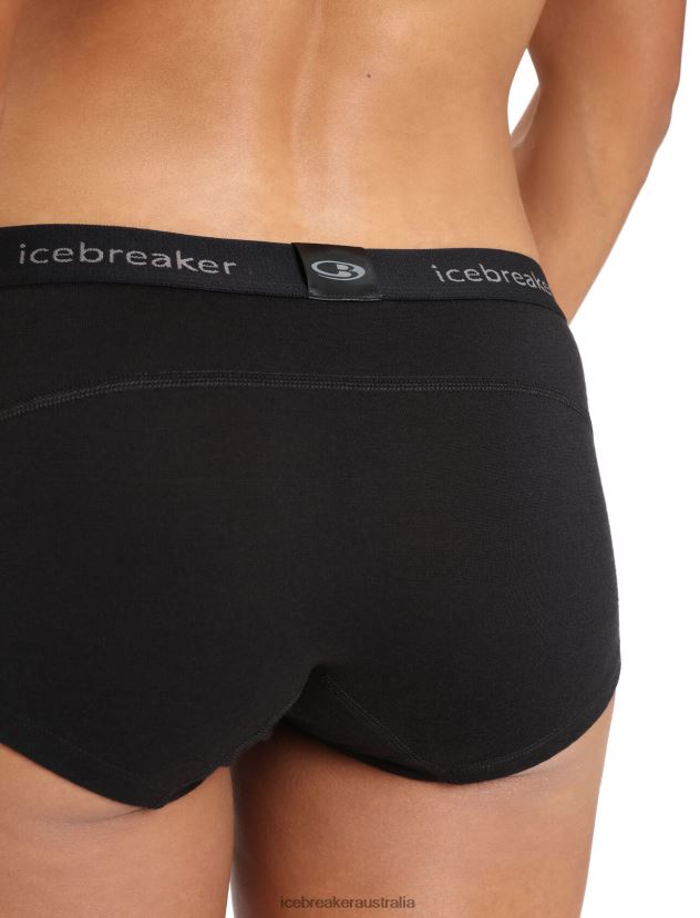 Icebreaker Women Merino 200 Oasis Thermal Boy ShortsBlack 80BXXP500 Clothing